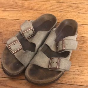 MAKE AN OFFER Birkenstock Sandals